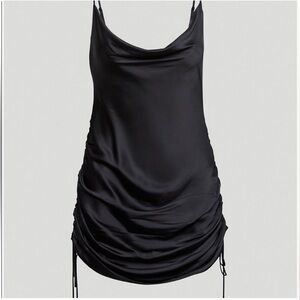 NWT Aritzia Babaton little black dress